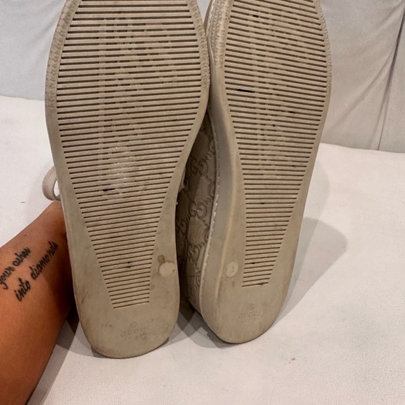 Gucci Women's Cream High-Top Sneakers with Rabbit Fur Trim, Size 38 - Picture 6 of 12